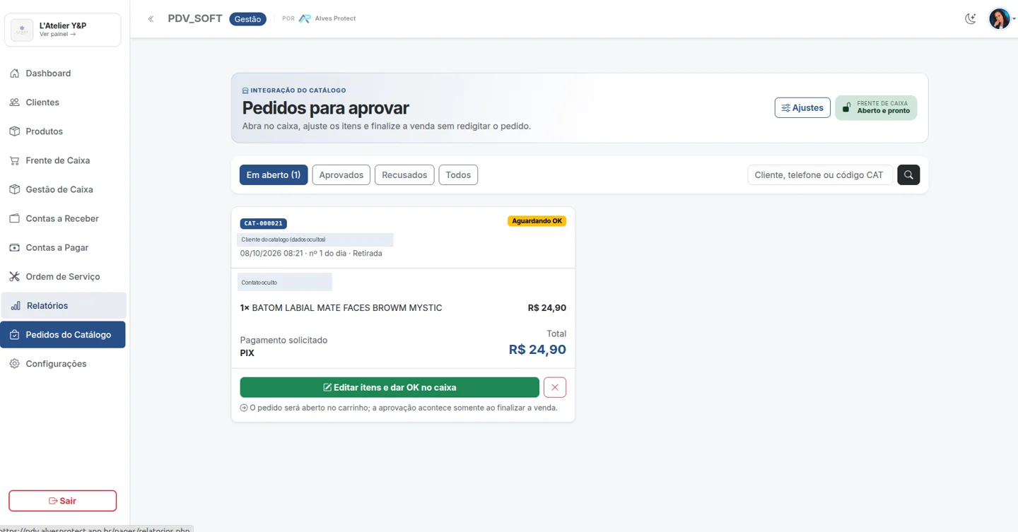 Pedido do catálogo integrado à frente de caixa do PDV Soft, com dados do cliente ocultos